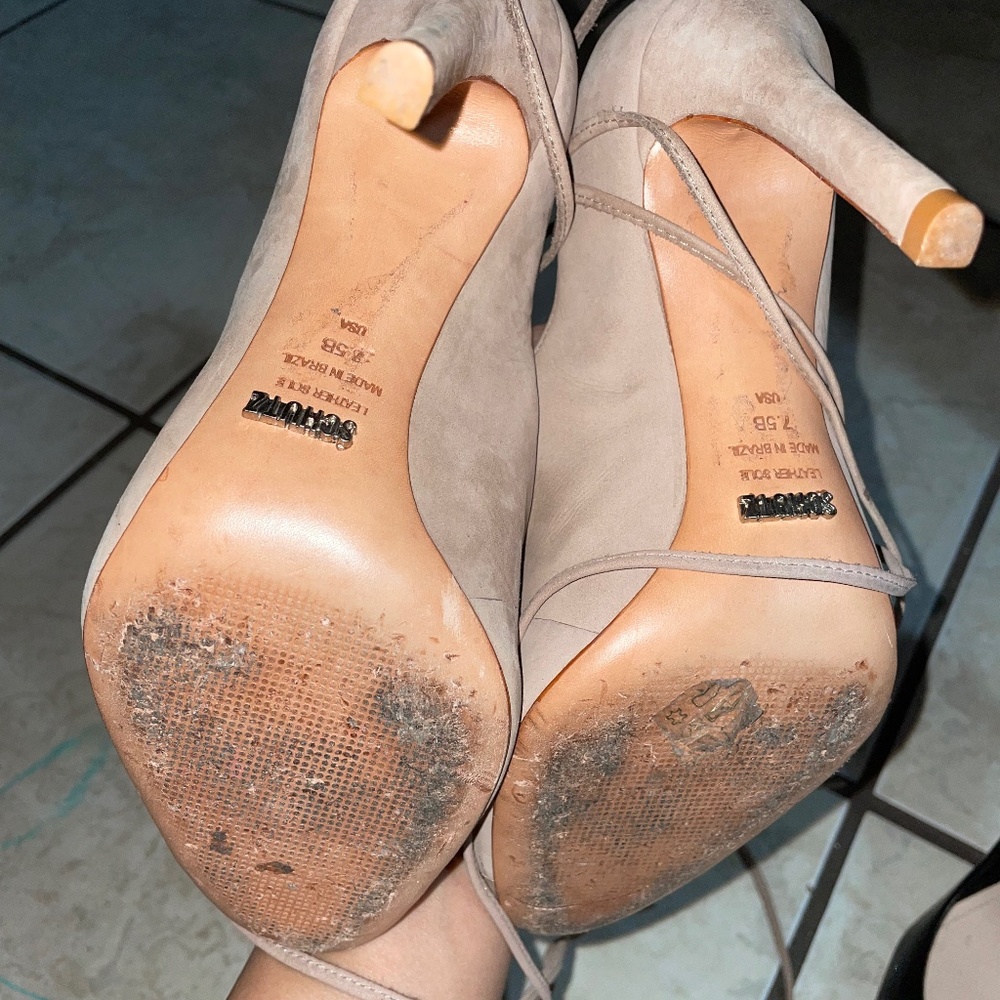 Schutz strap heel